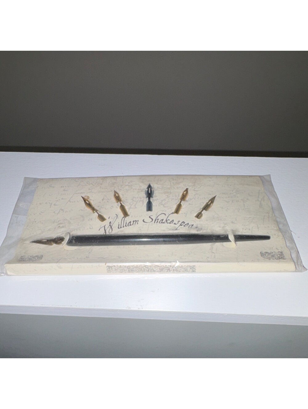 Shakespeare Birthplace Trust Metal Fountain & Dip Pen Set with Multiple Nibs